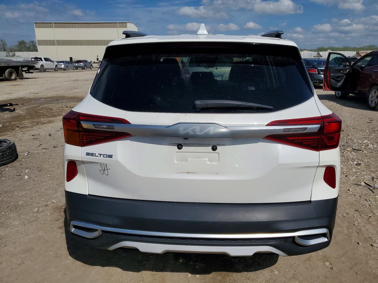Kia Seltos S