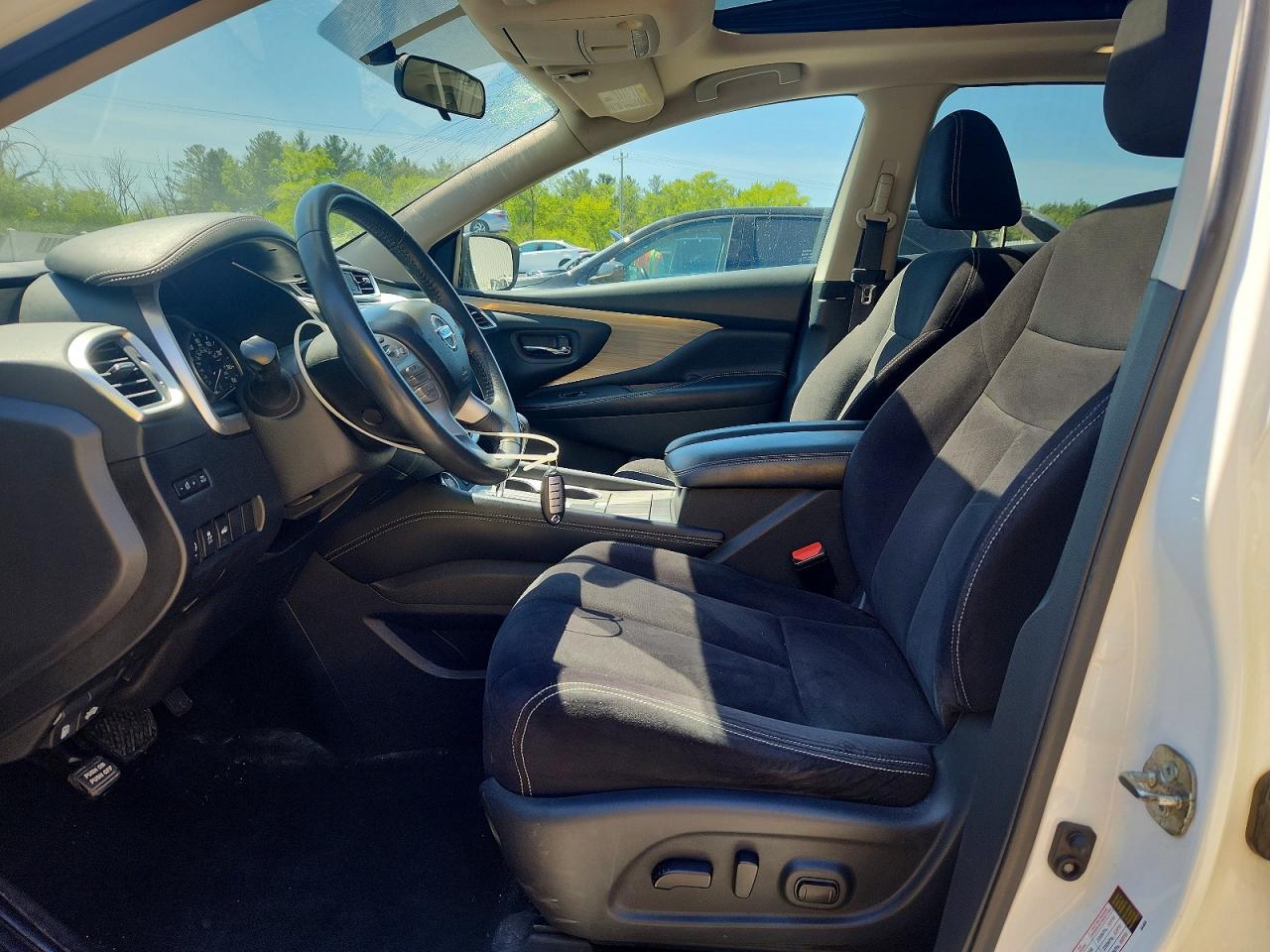 Nissan Murano S