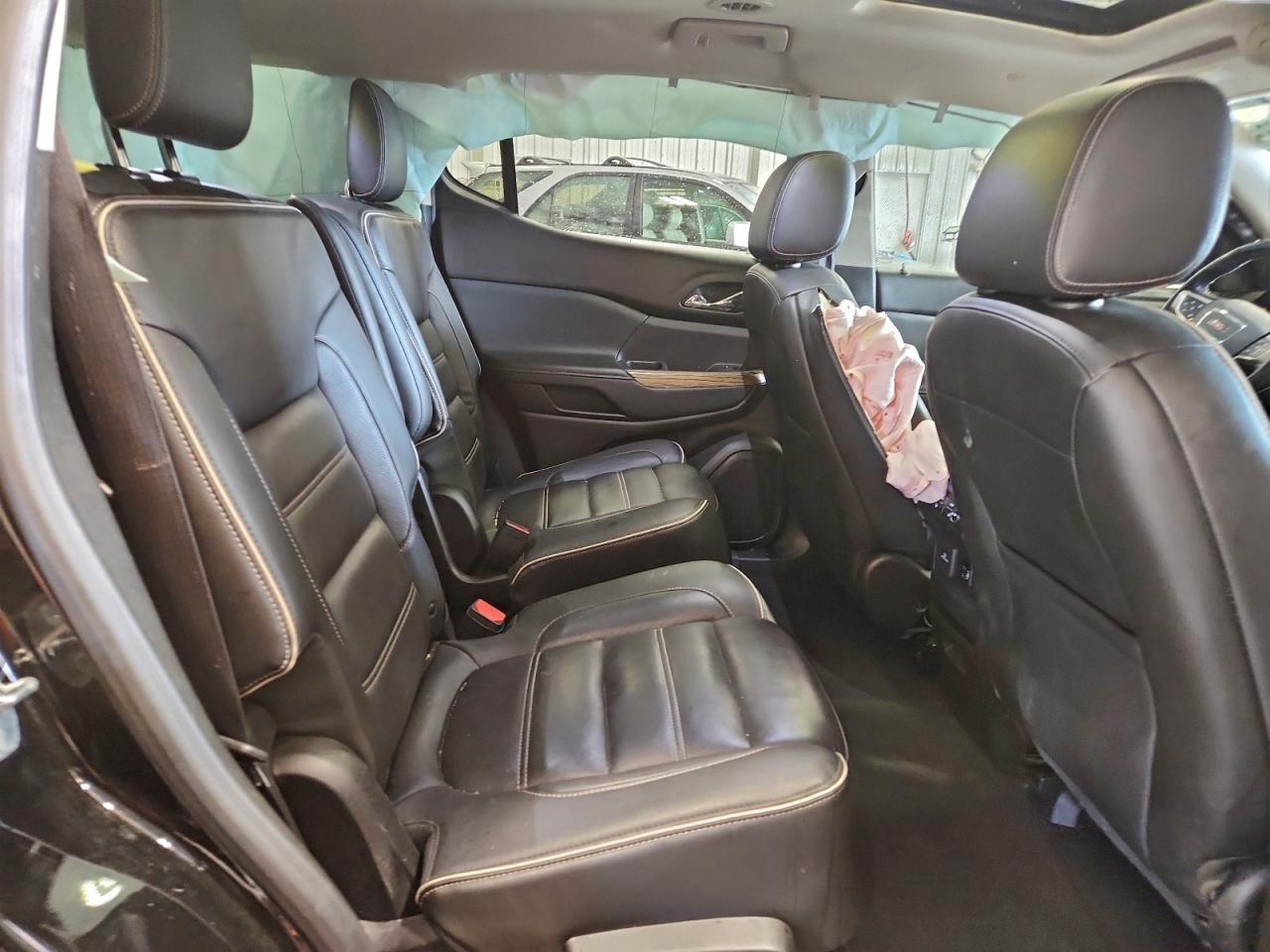 GMC Acadia Denali