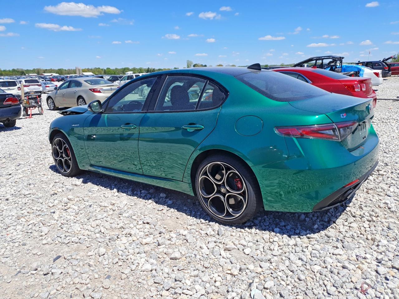 Alfa Romeo Giulia Bas Base
