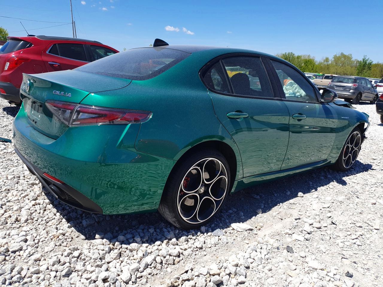 Alfa Romeo Giulia Bas Base
