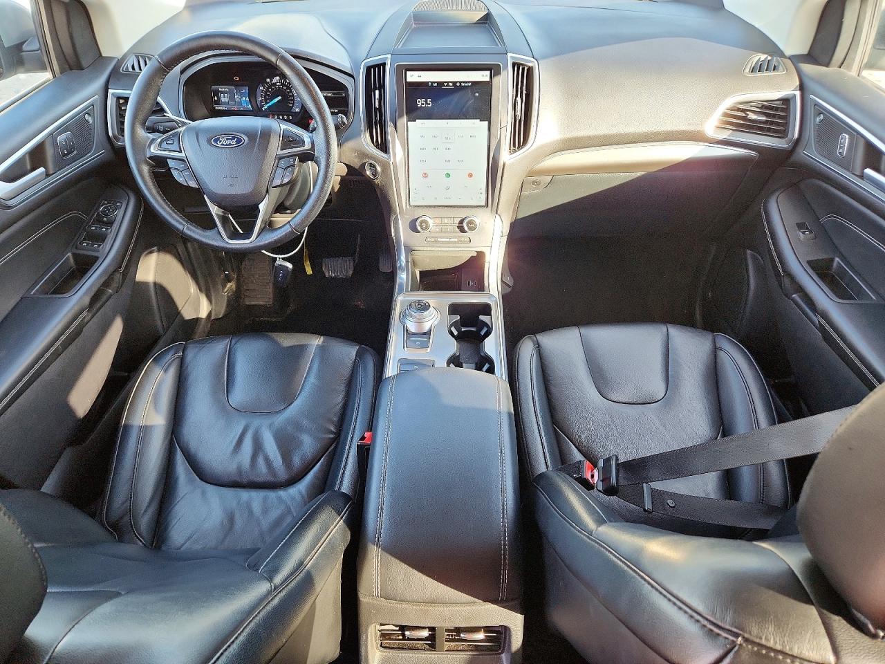 Ford Edge Titanium