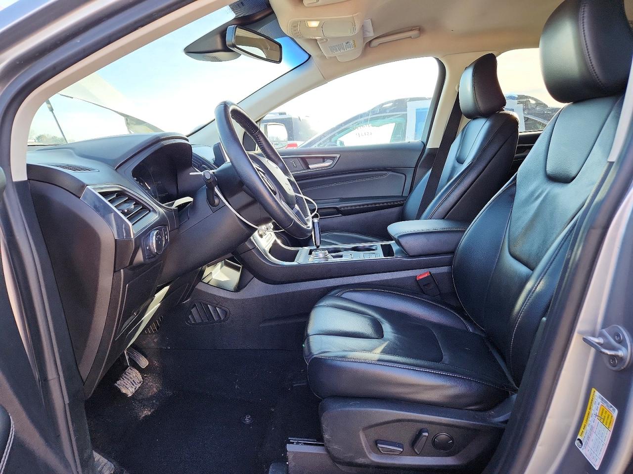 Ford Edge Titanium
