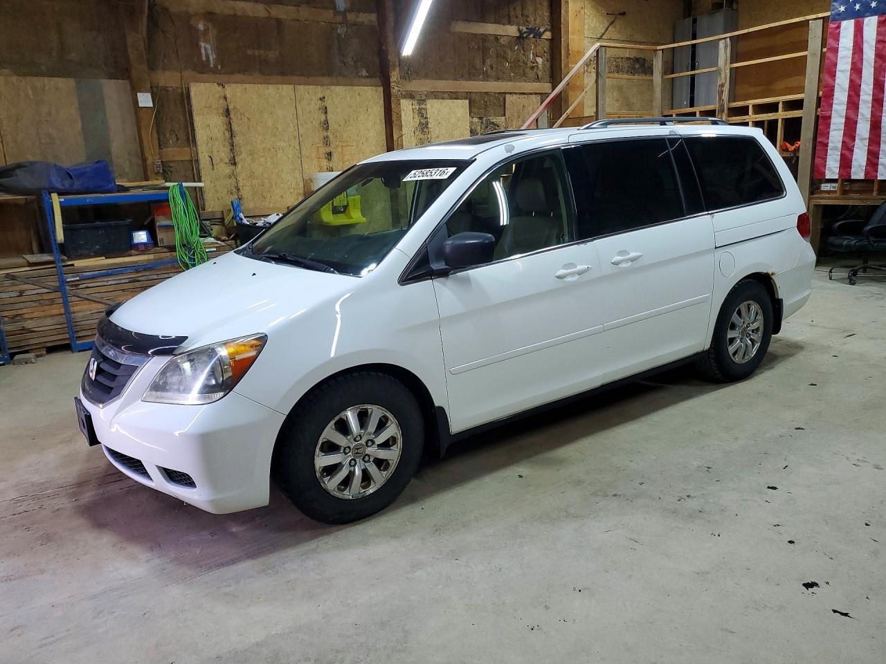 Salvage Honda Odyssey Image