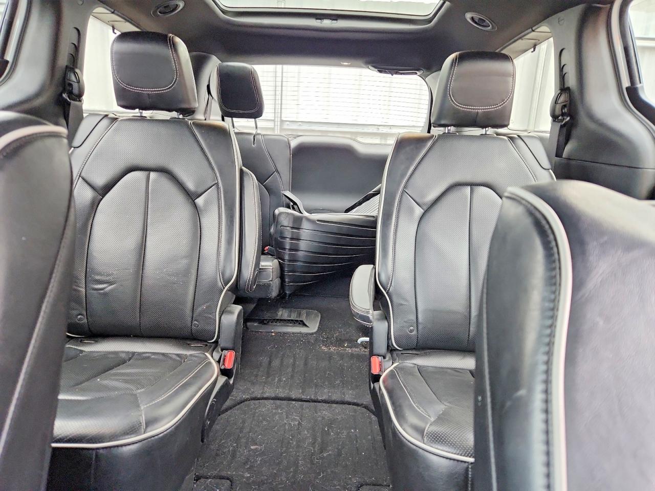 Chrysler Pacifica Limited