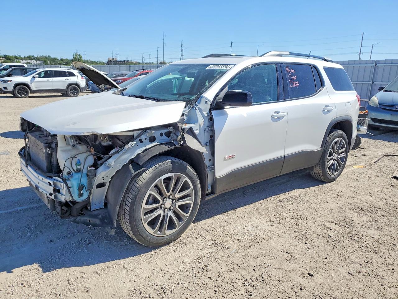 Salvage GMC Acadia Image