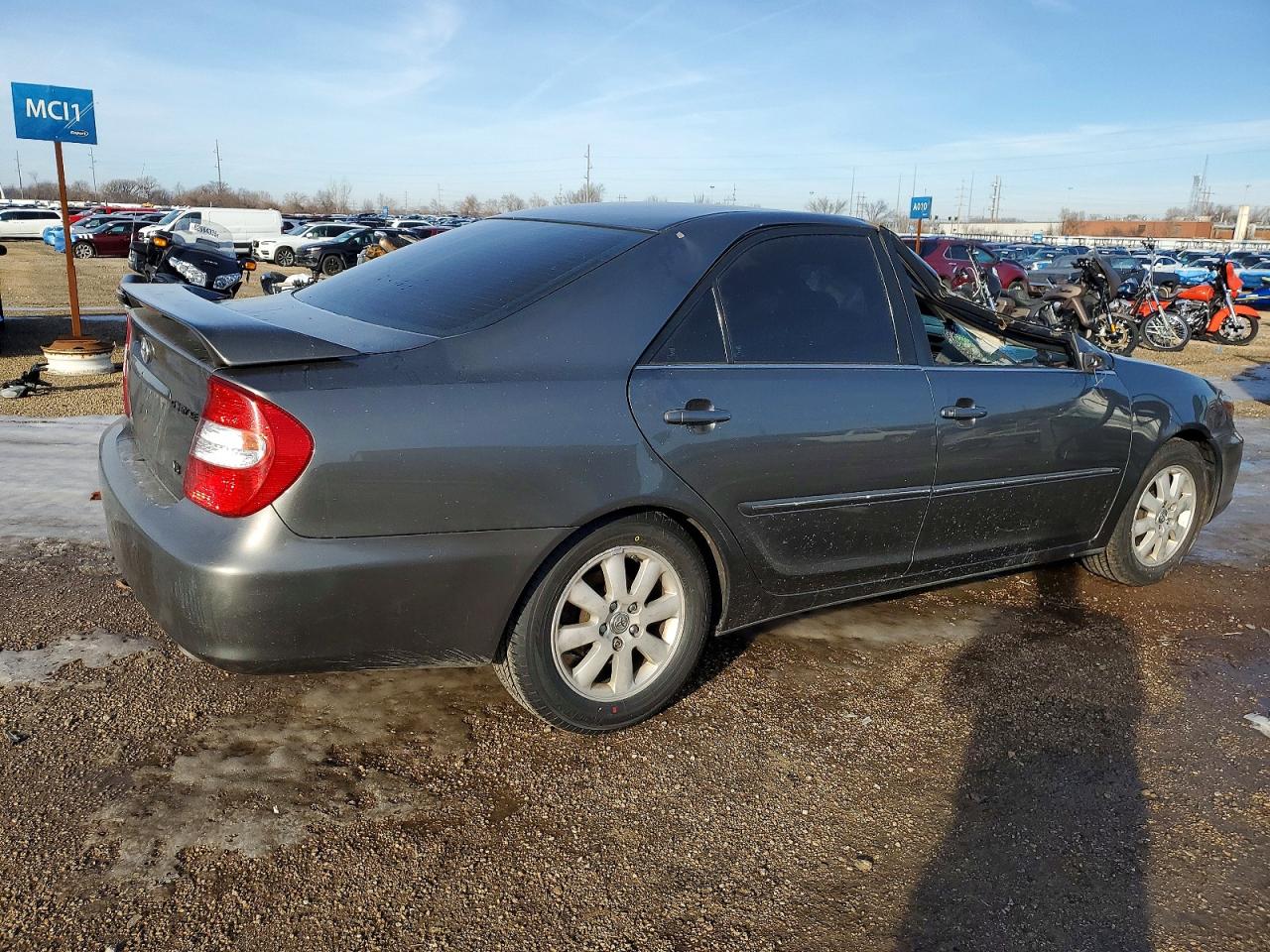 Toyota Camry Xle V6