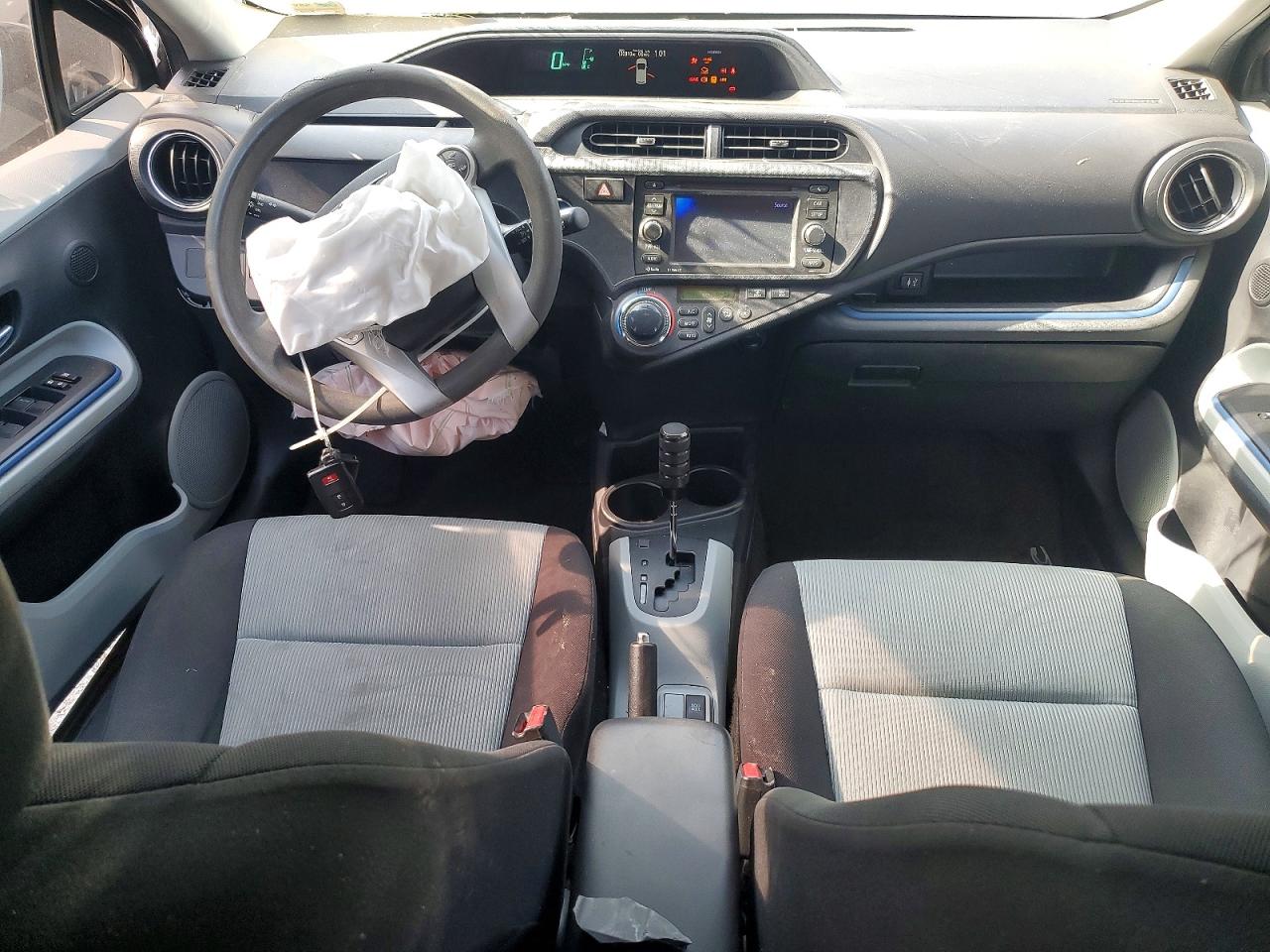 Toyota Prius Three