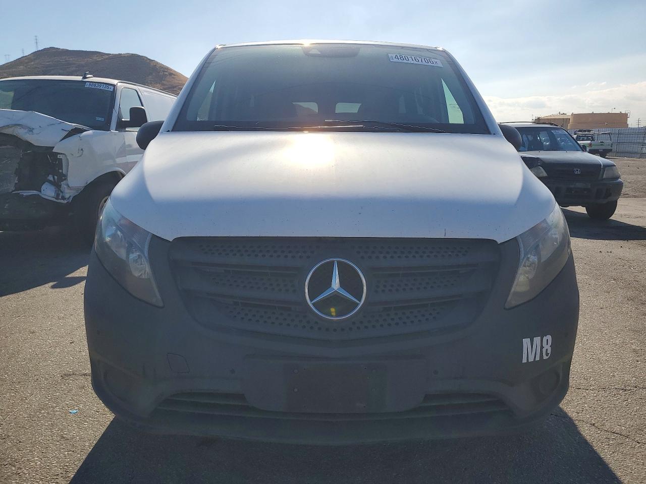 Mercedes-Benz Metris