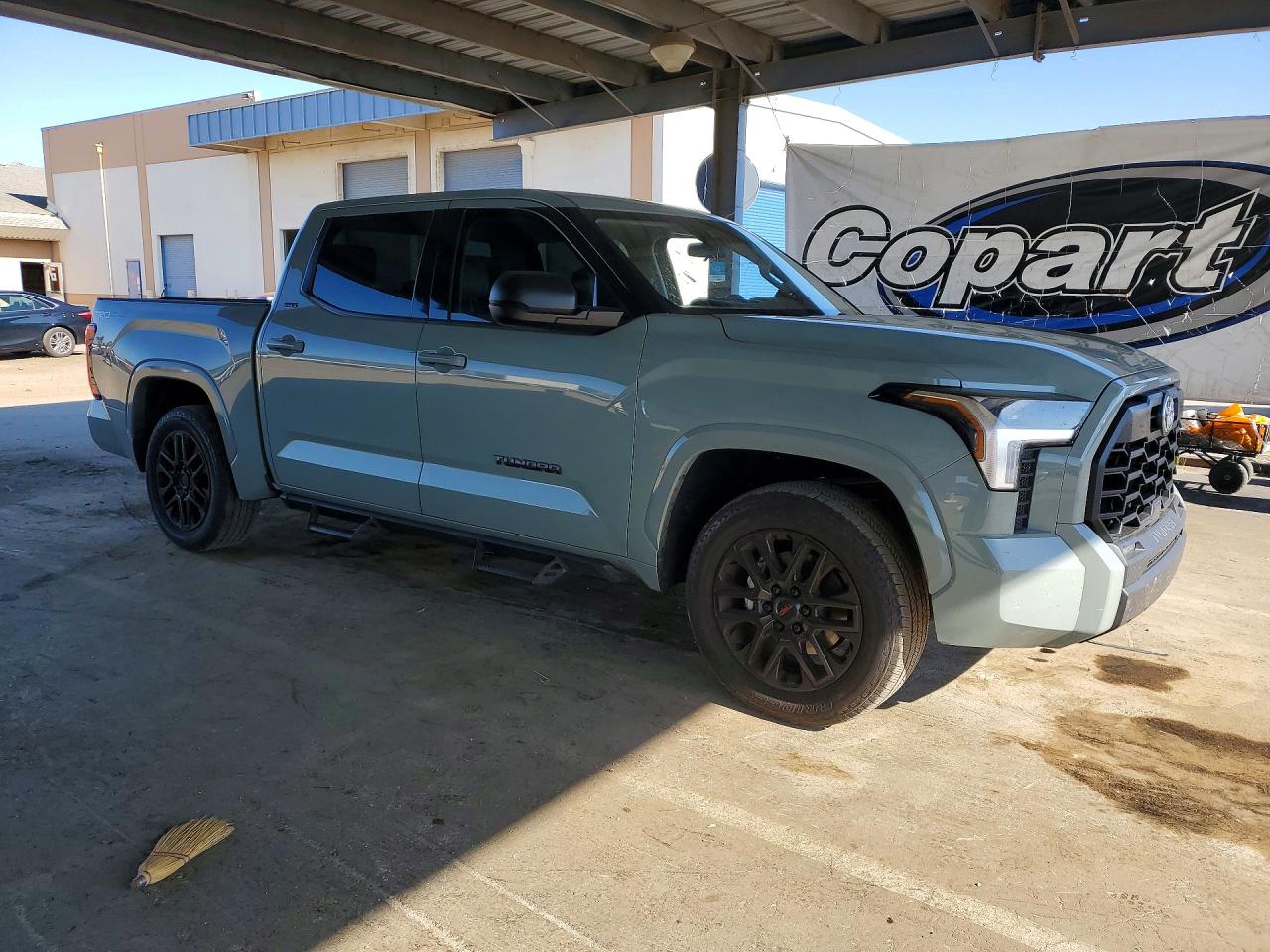 Toyota Tundra Sr5