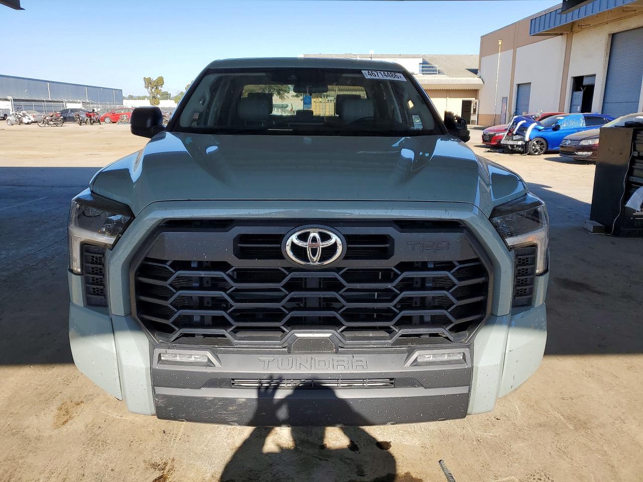 Toyota Tundra Sr5
