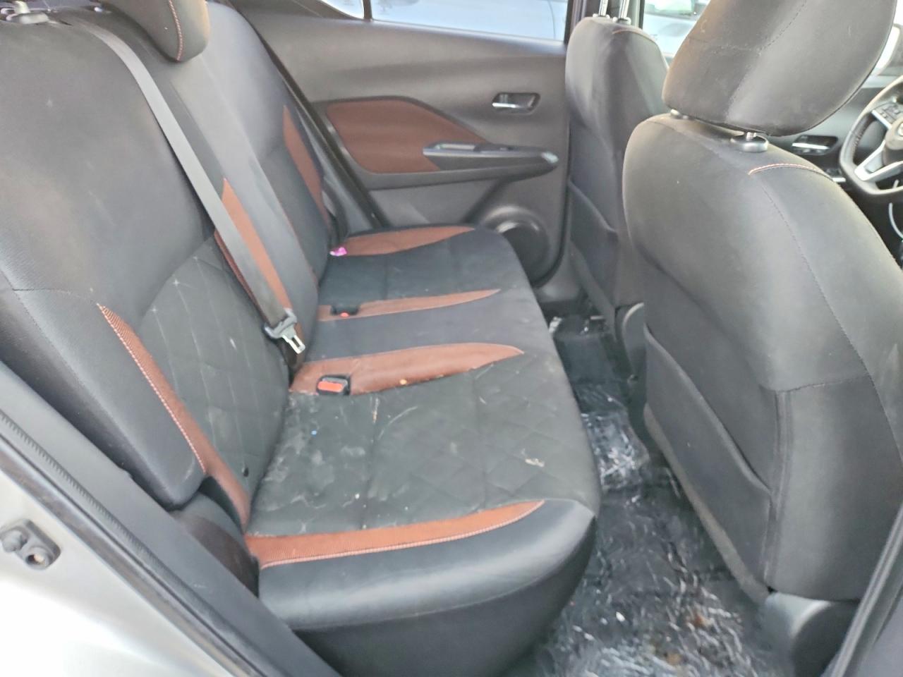 Nissan Kicks Sr