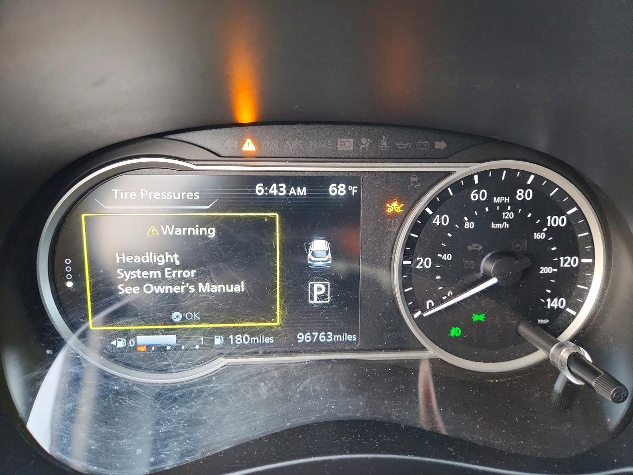 Nissan Kicks Sr