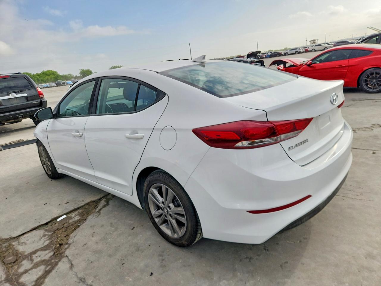 Hyundai ELANTRA Sel