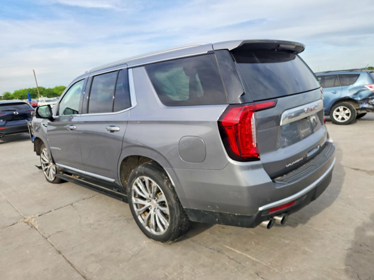 GMC Yukon Denali