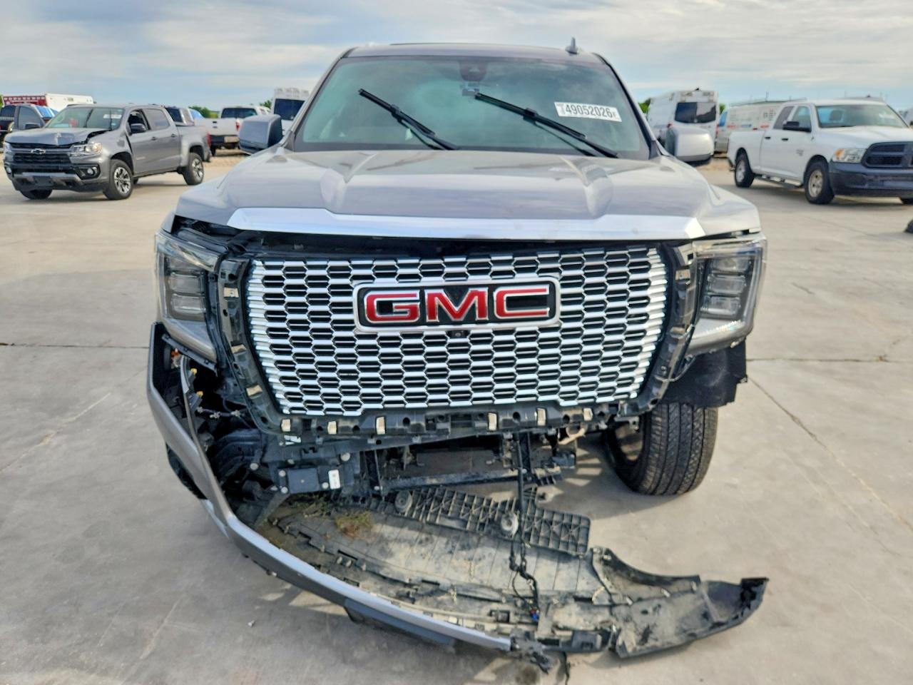 GMC Yukon Denali