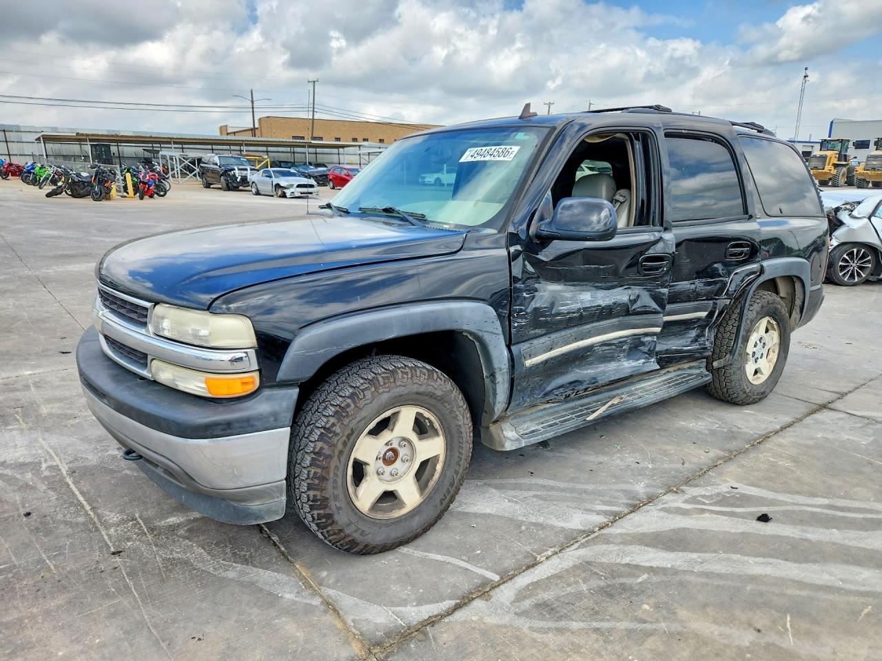 Salvage Chevrolet Tahoe Image