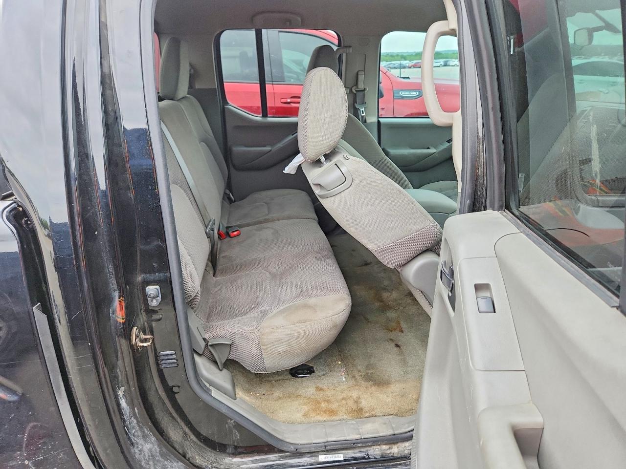 Nissan Frontier Sv