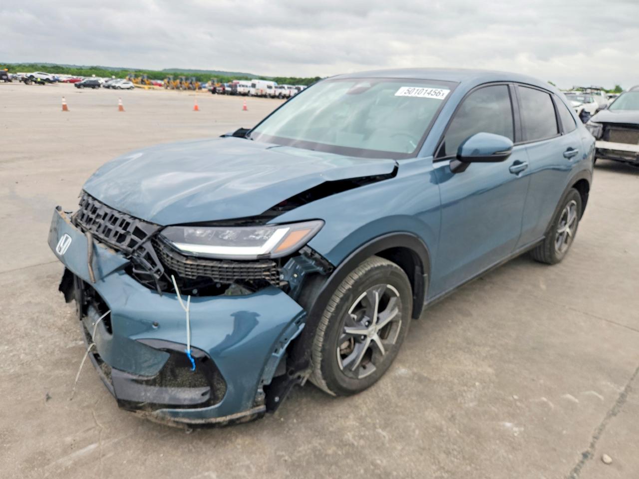 Salvage Honda HR-V Image