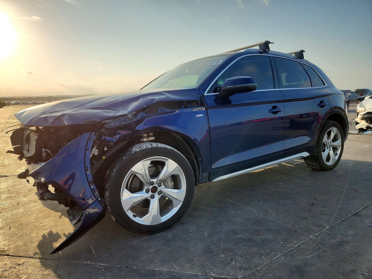 Salvage Audi Q5 Image