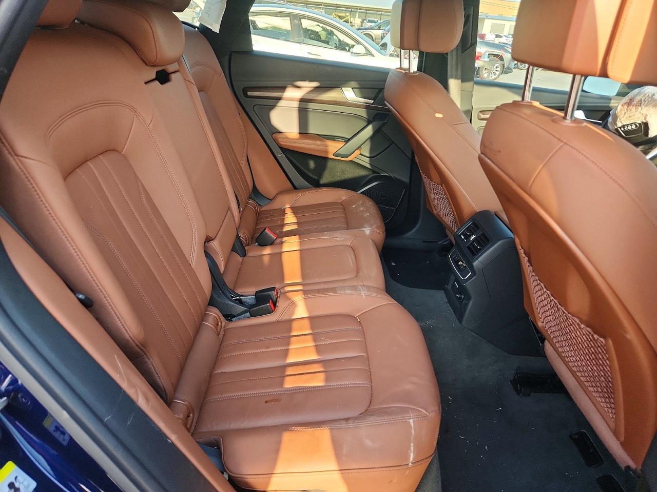 Audi Q5 Premium Plus 45