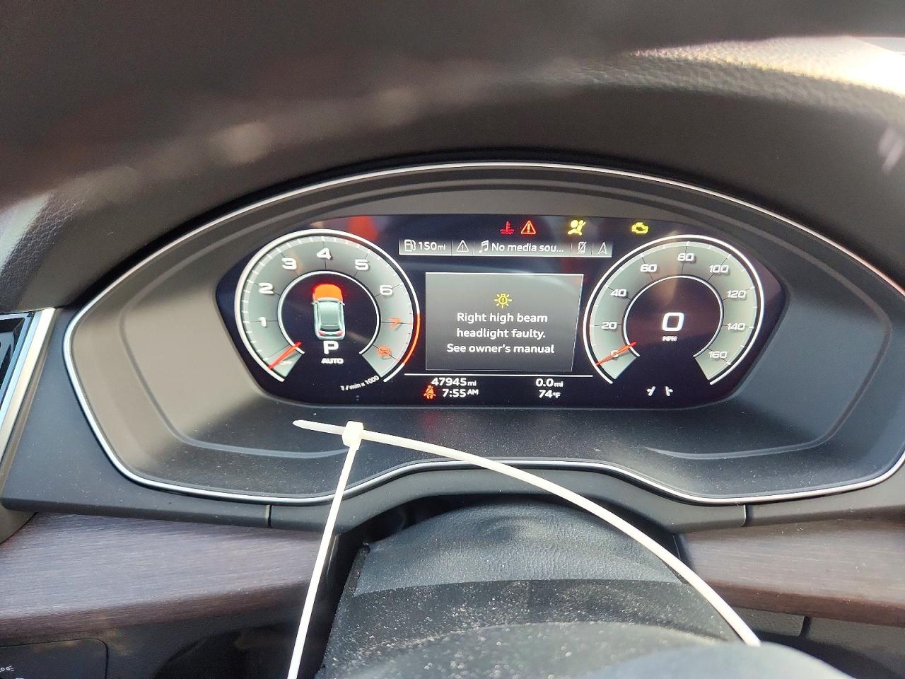 Audi Q5 Premium Plus 45