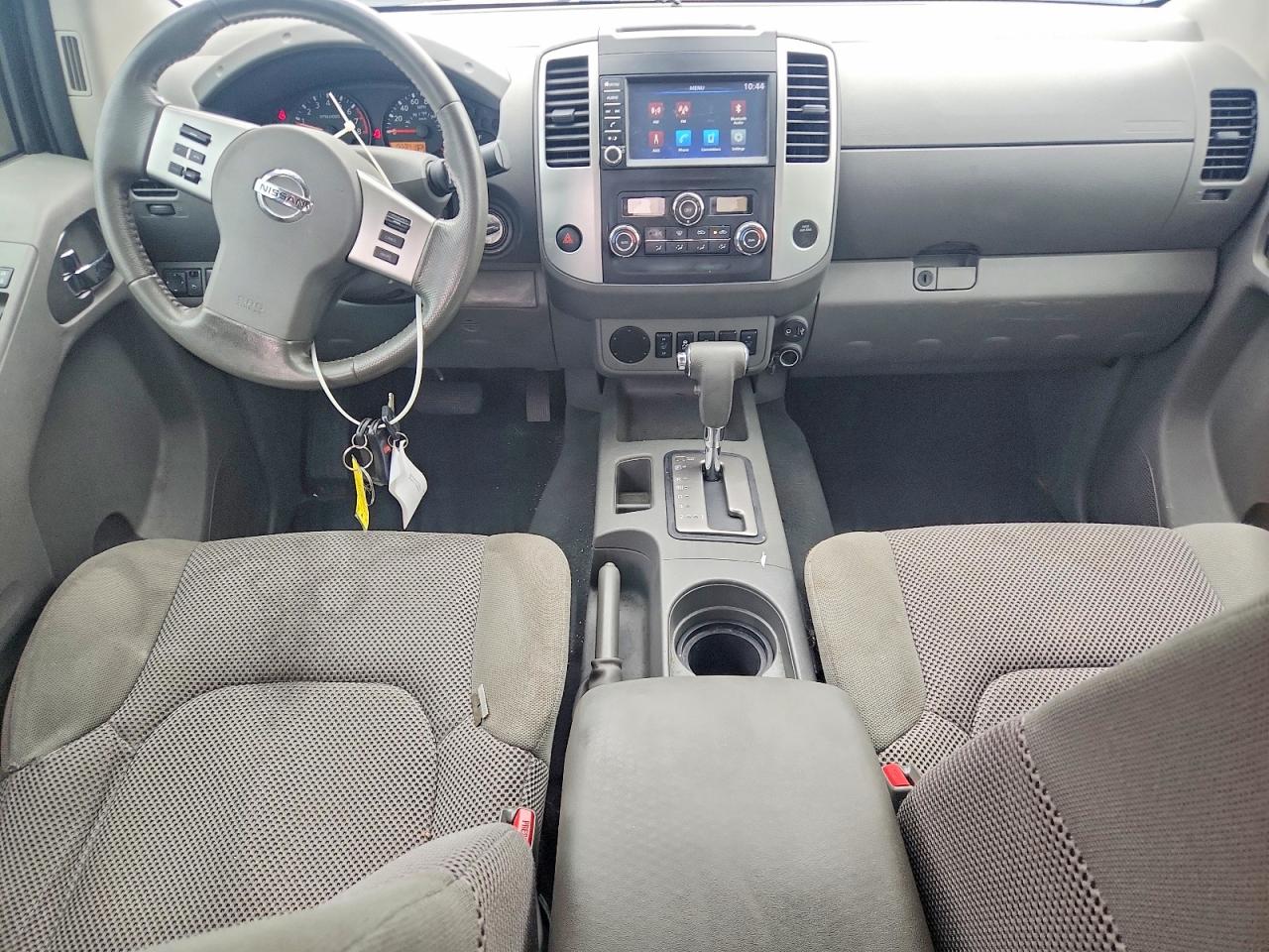 Nissan Frontier Sv