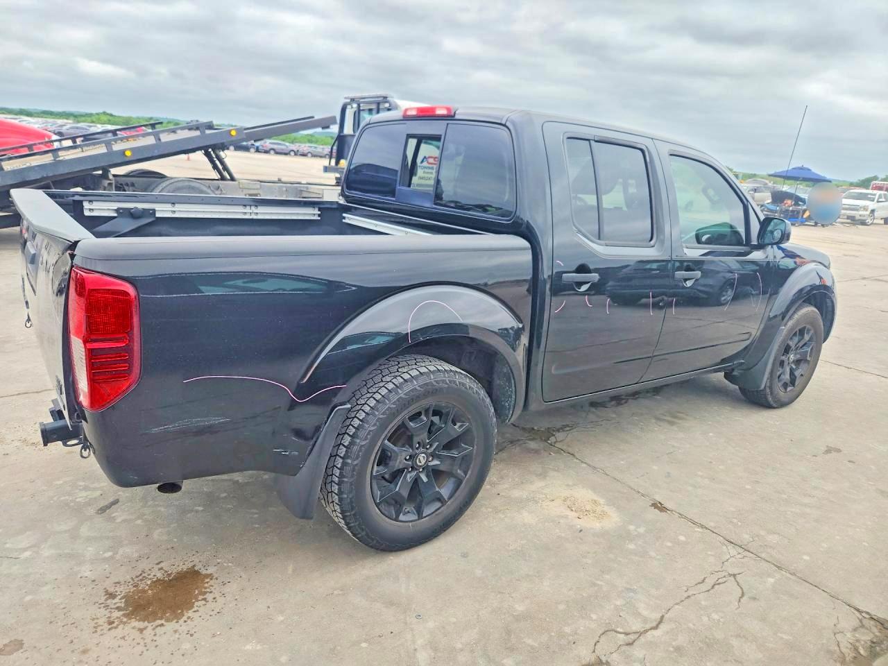 Nissan Frontier Sv