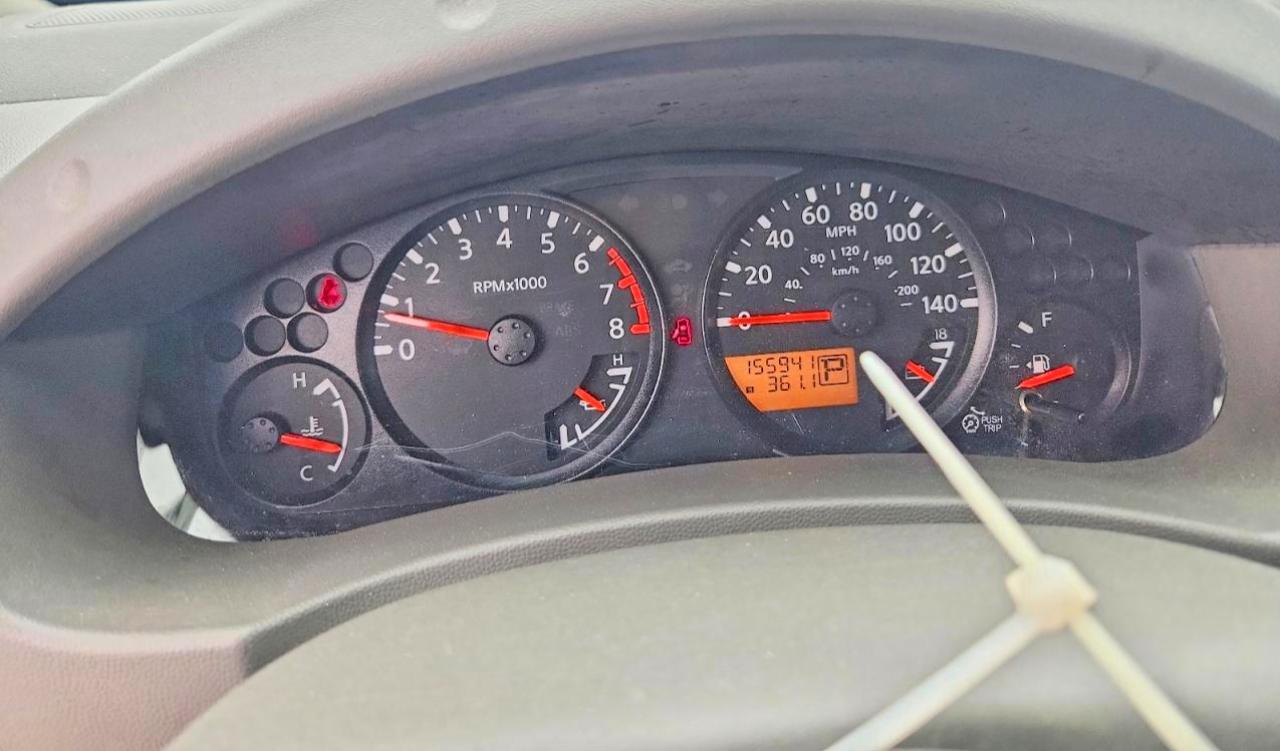 Nissan Frontier Sv