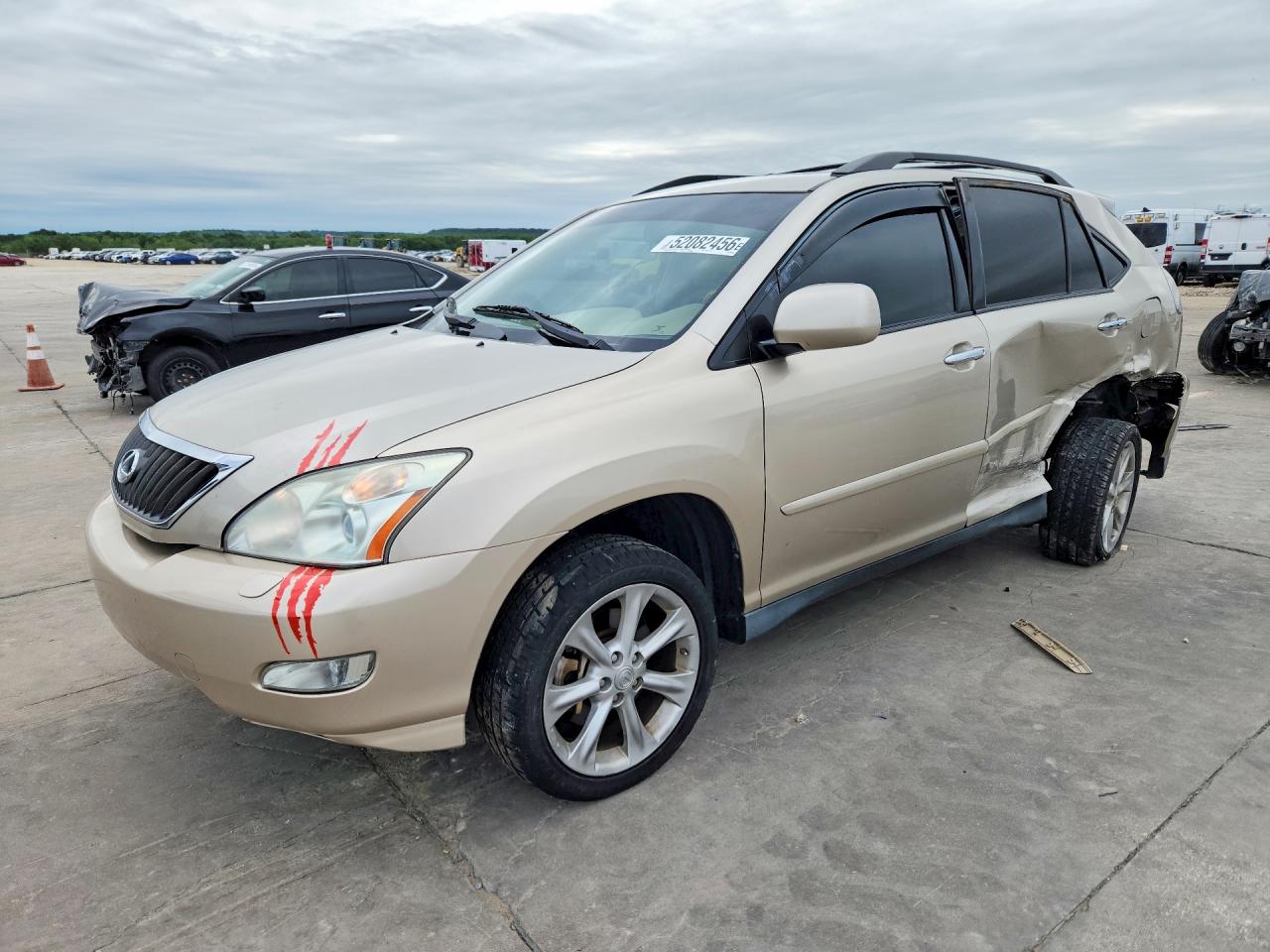 Salvage Lexus RX Image