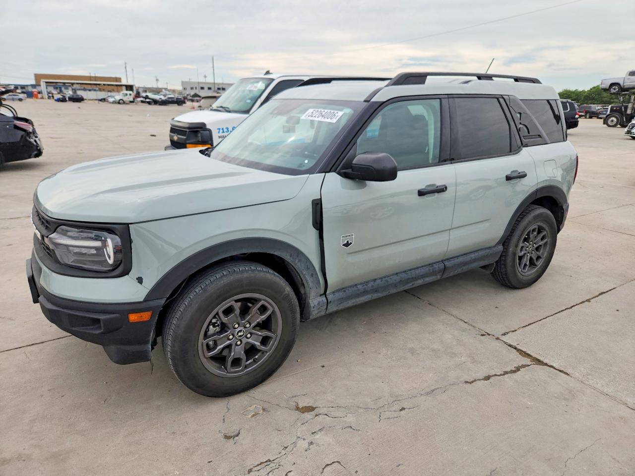 Salvage Ford Bronco Image