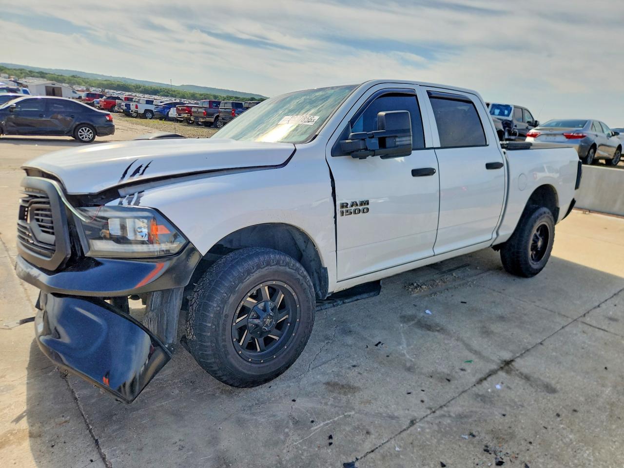 Salvage Ram 1500 Image
