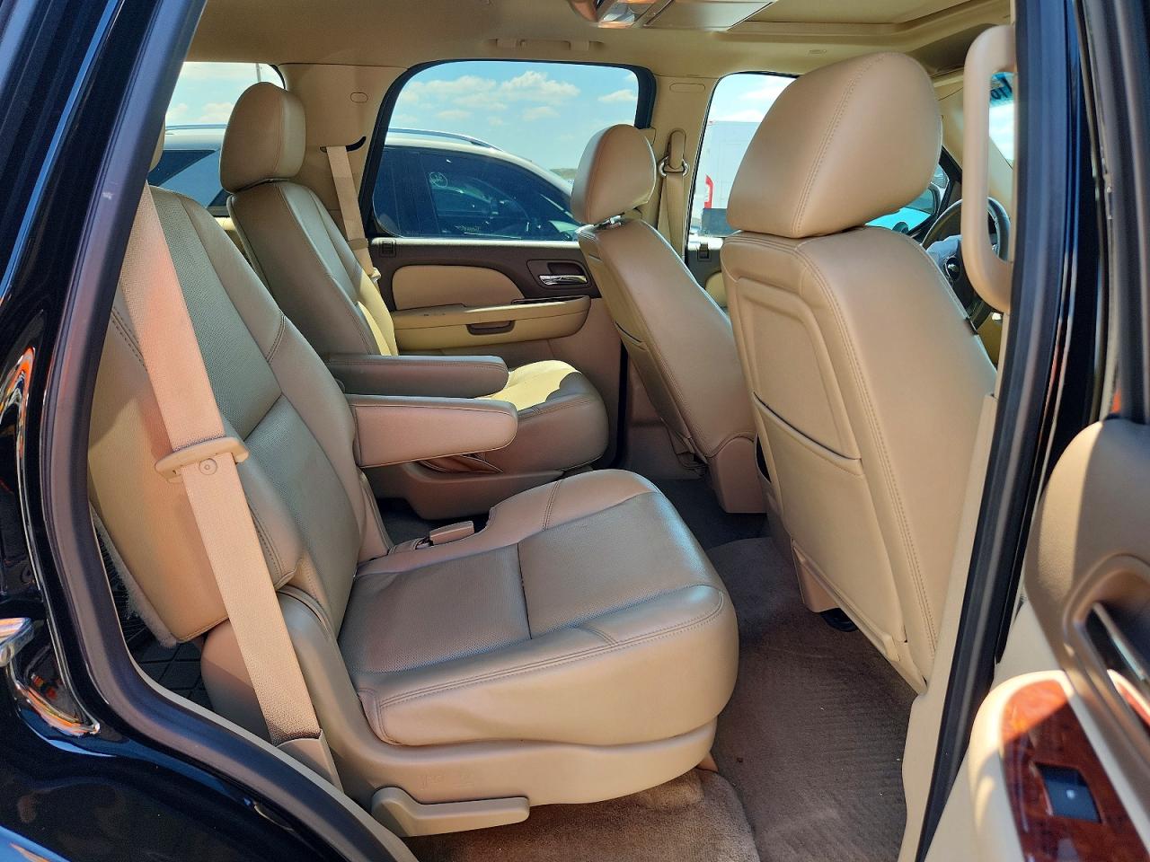 Chevrolet Tahoe C1500 Ltz