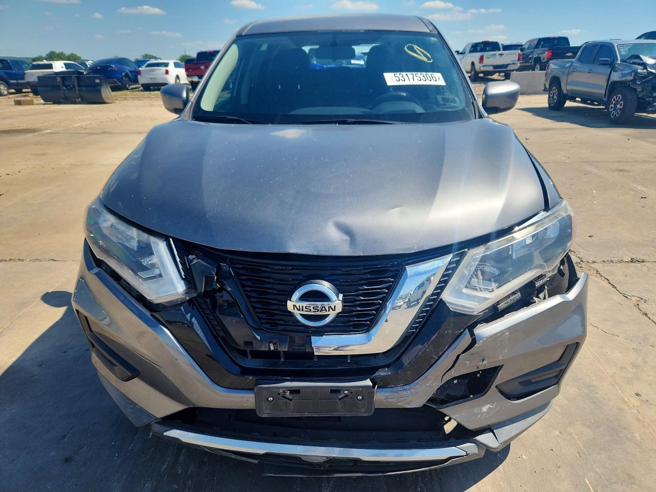Nissan Rogue S