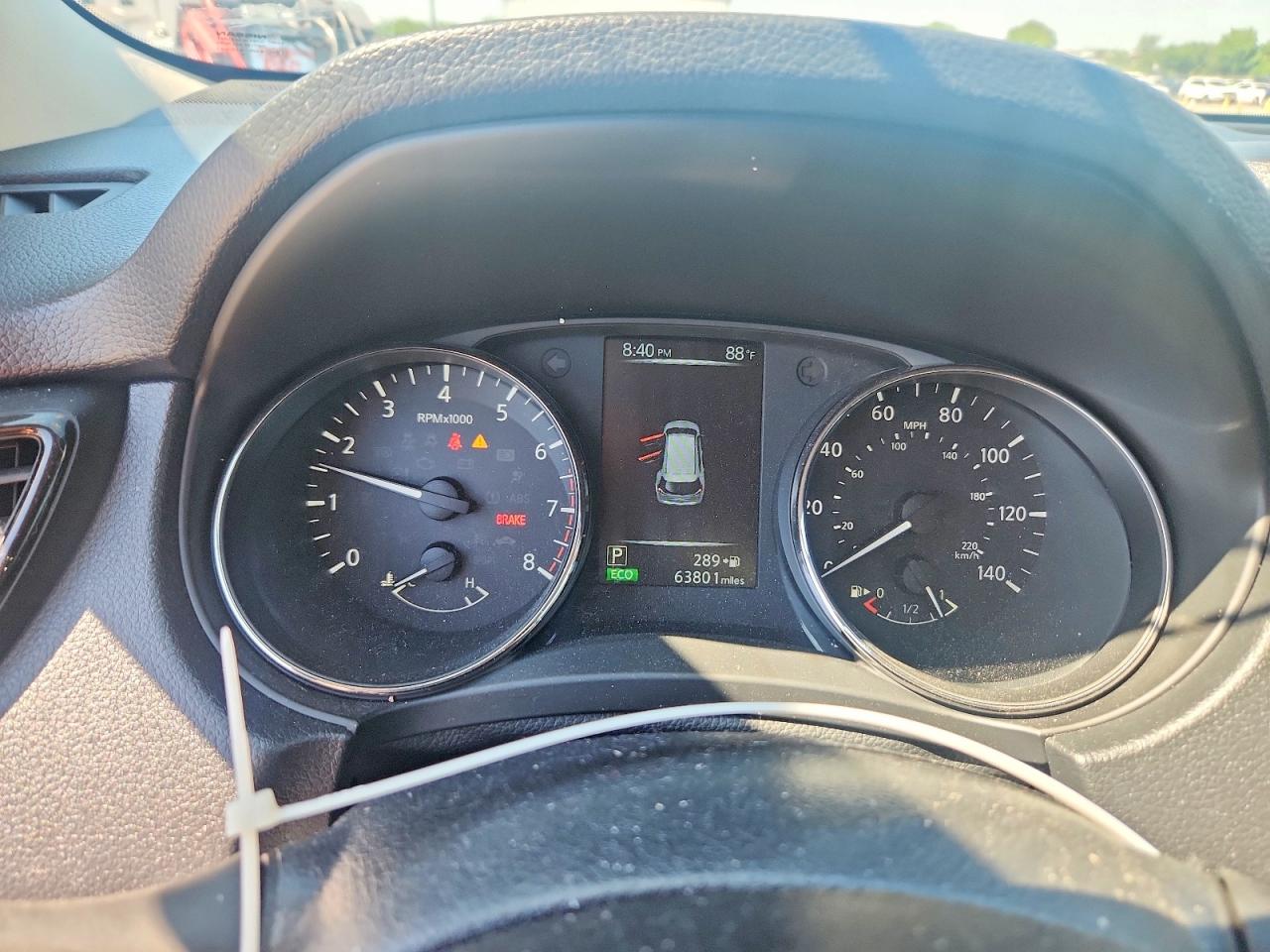Nissan Rogue S