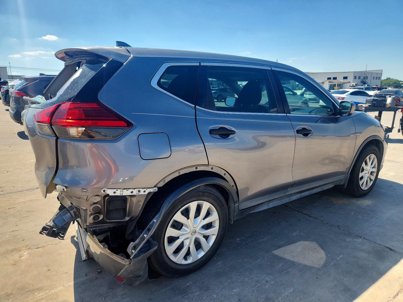Nissan Rogue S