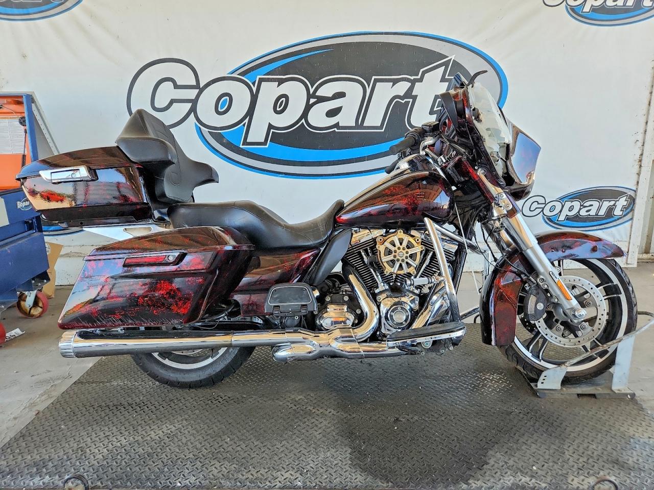 Salvage Harley-Davidson Fl Image