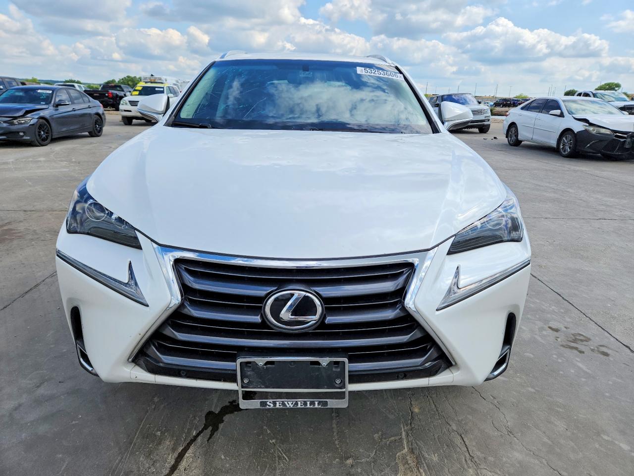 Lexus NX Base
