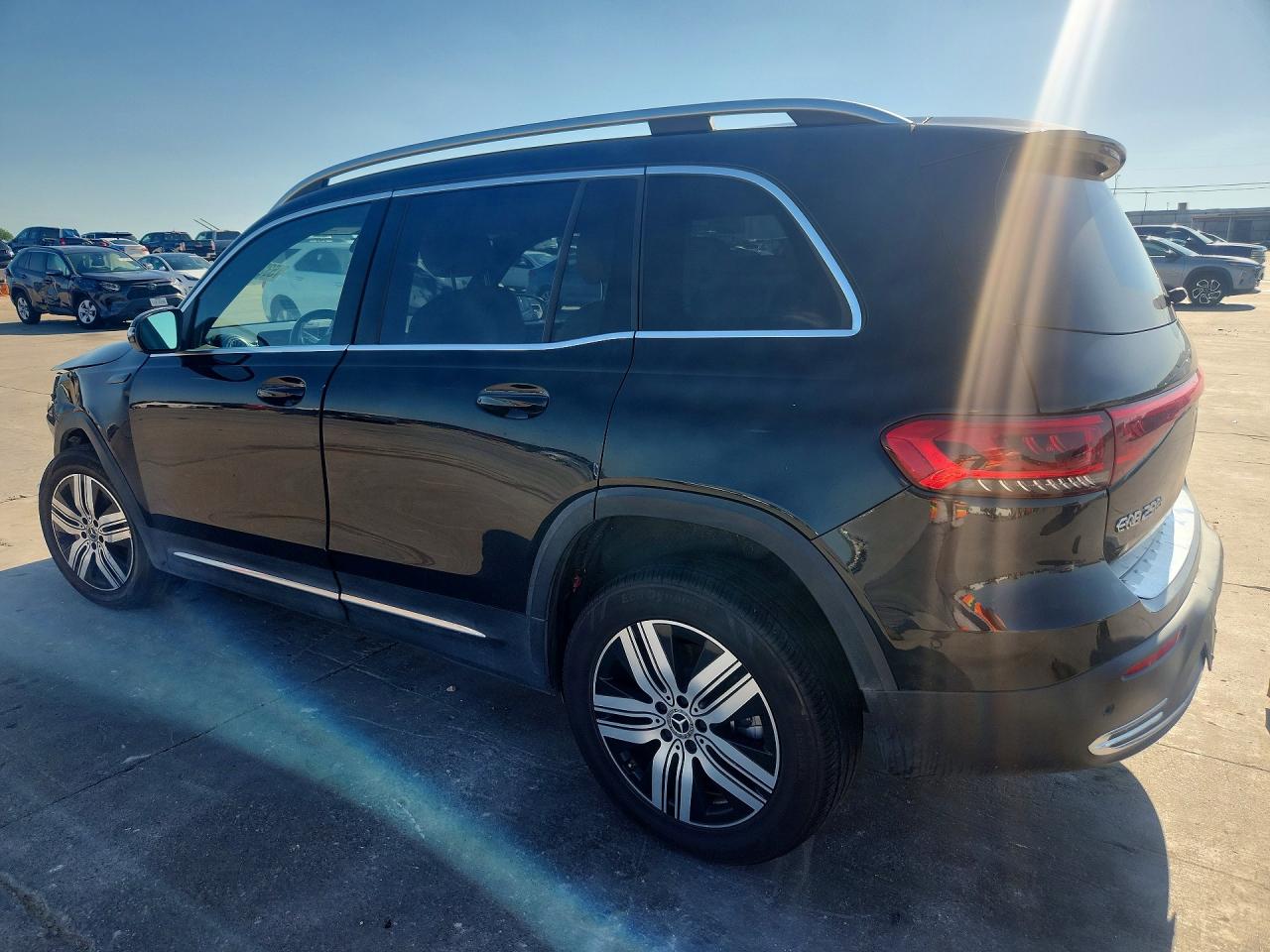Mercedes-Benz EQB 250+