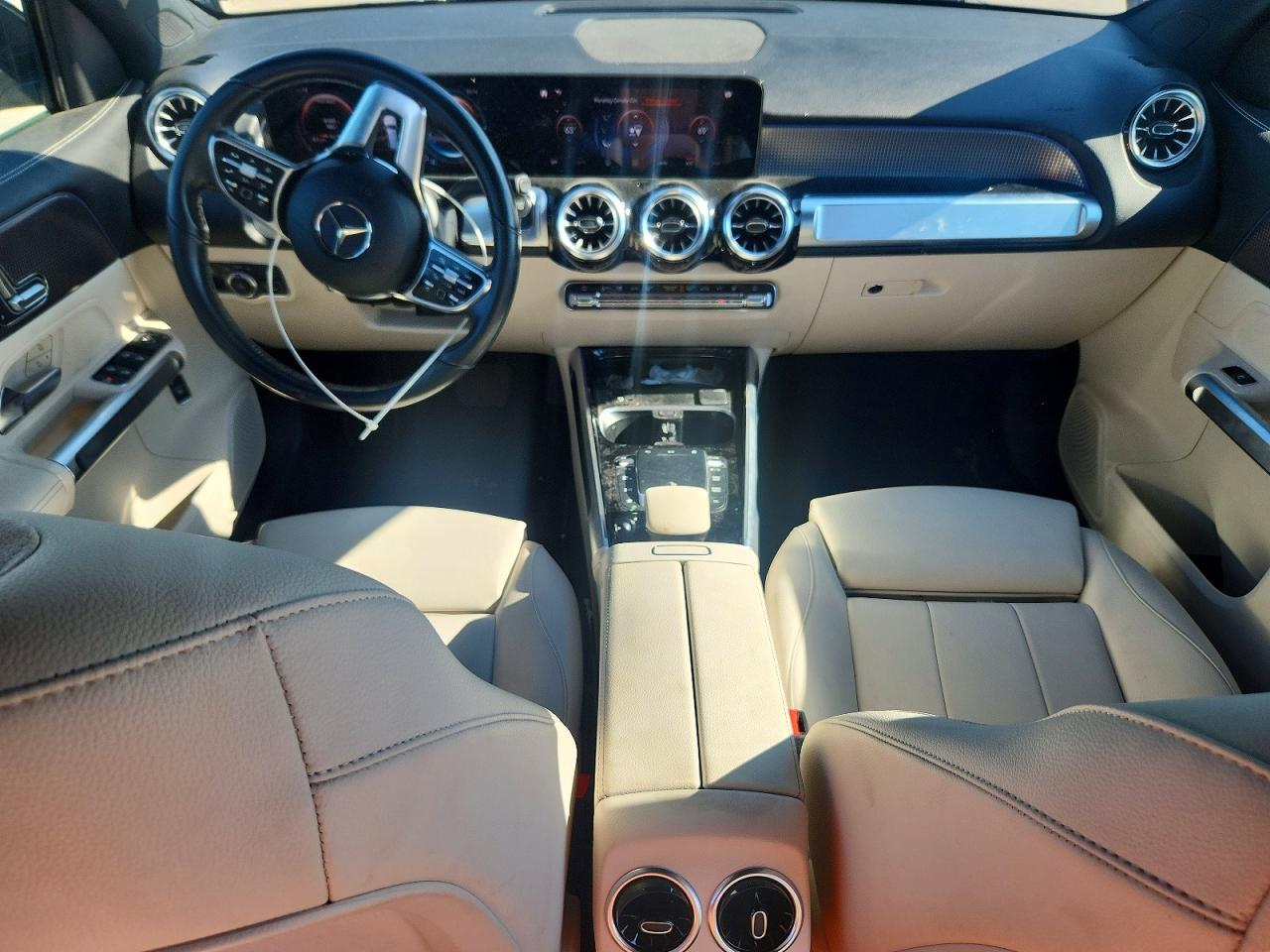 Mercedes-Benz EQB 250+