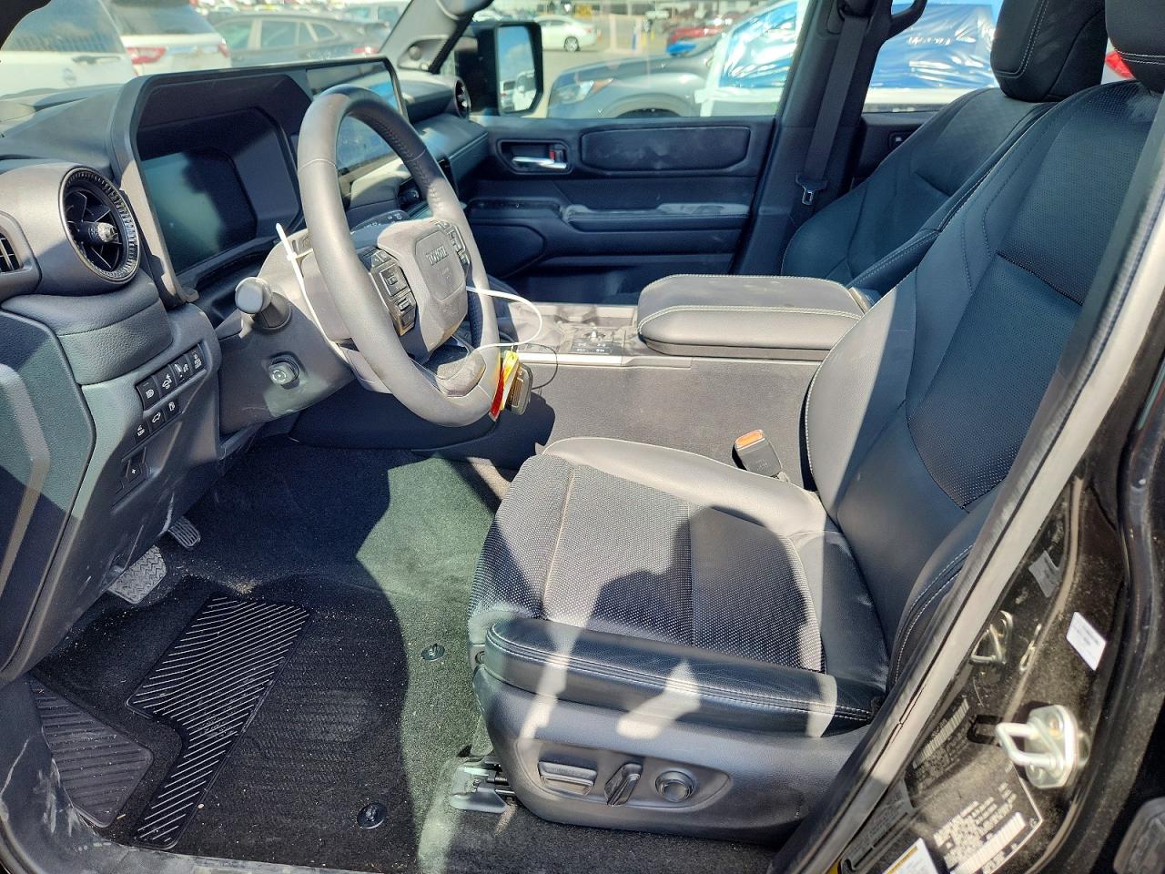 Toyota Land Cruis Base