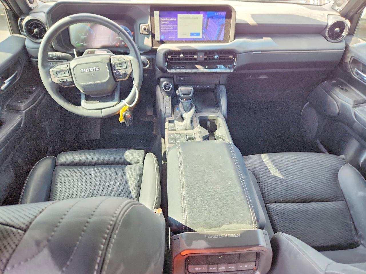 Toyota Land Cruis Base