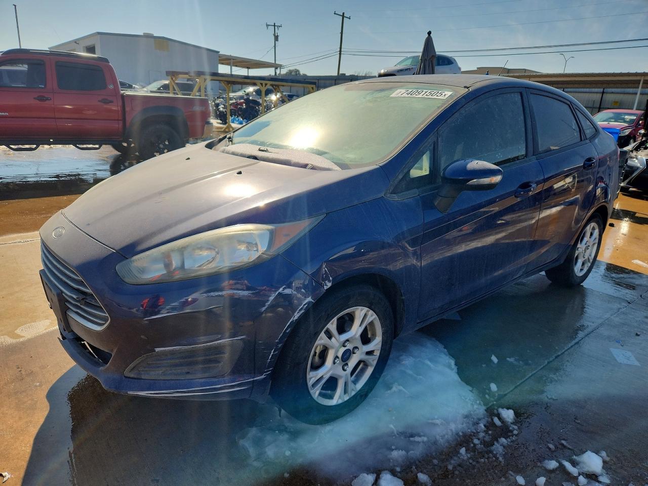 Salvage Ford Fiesta Image