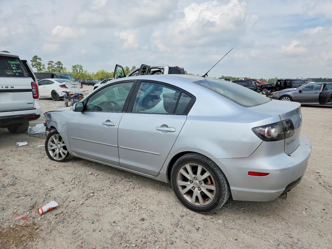 Mazda 3 I