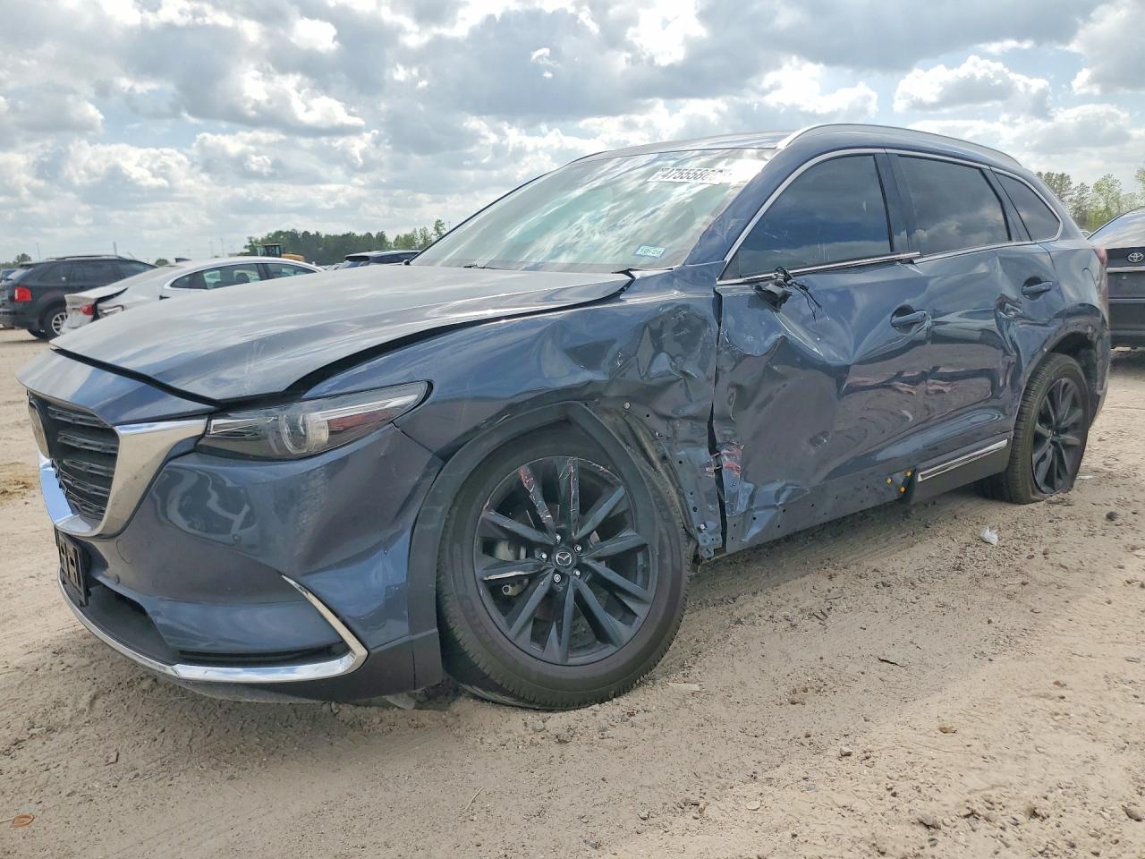 Salvage Mazda Cx Image