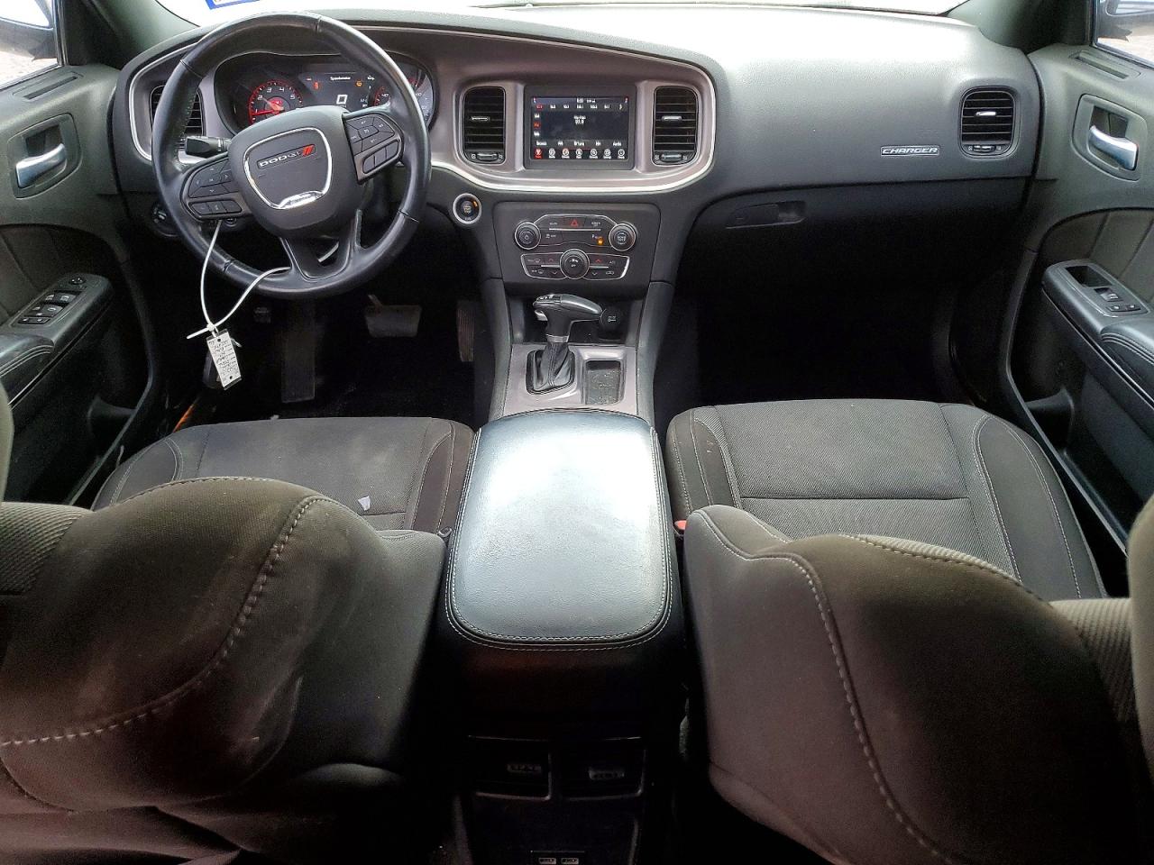 Dodge Charger Sxt