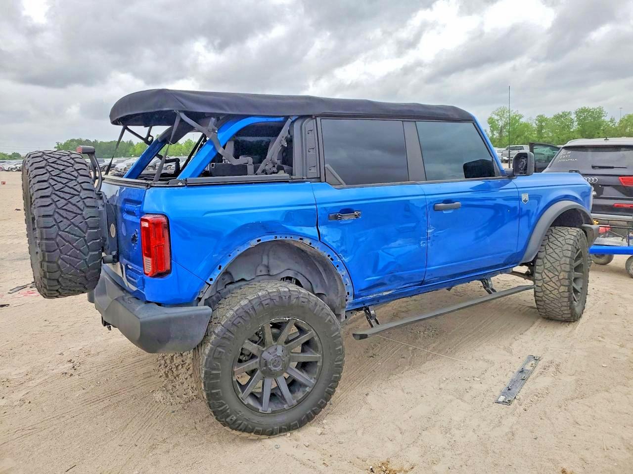 Ford Bronco Base