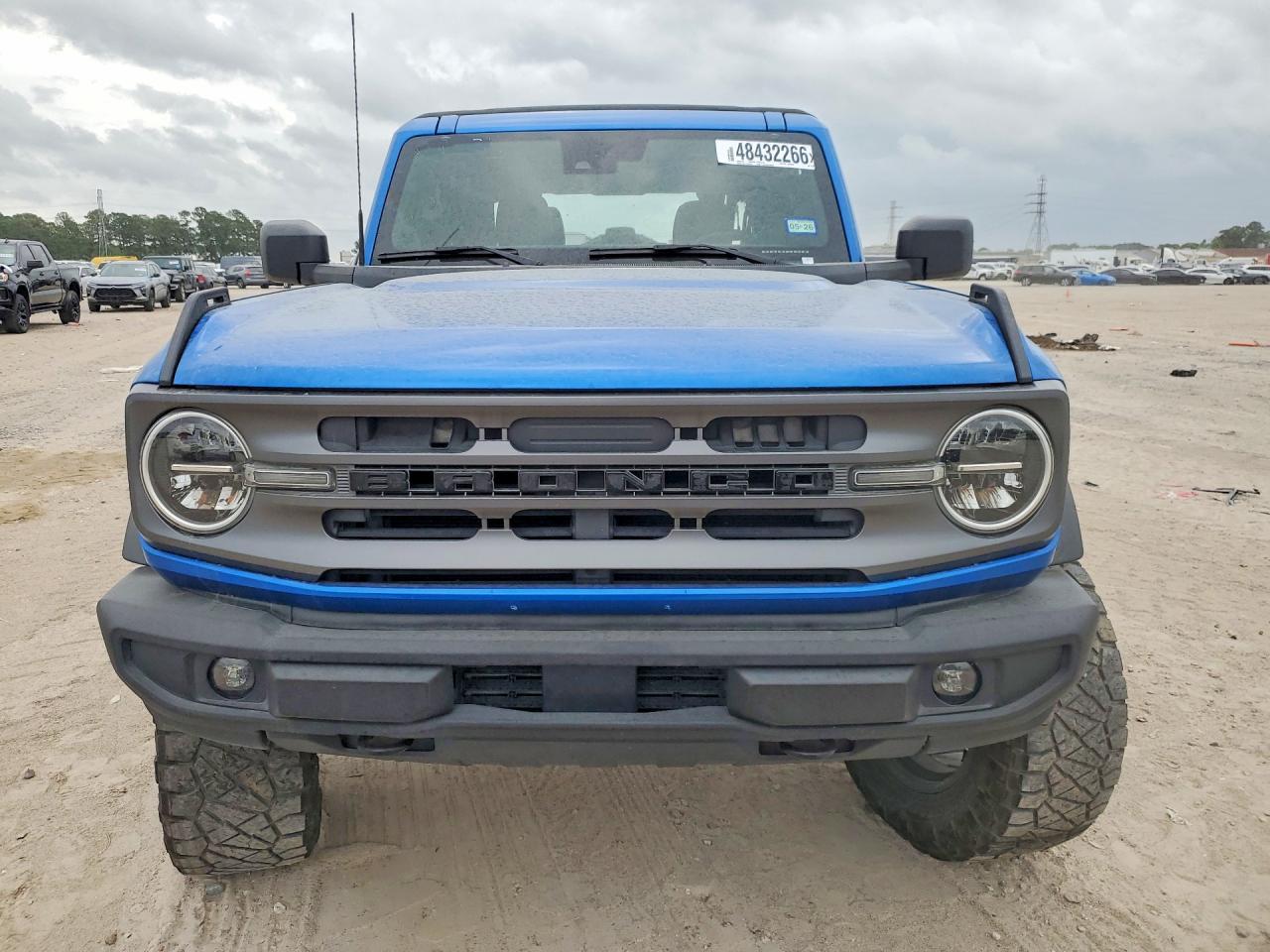 Ford Bronco Base