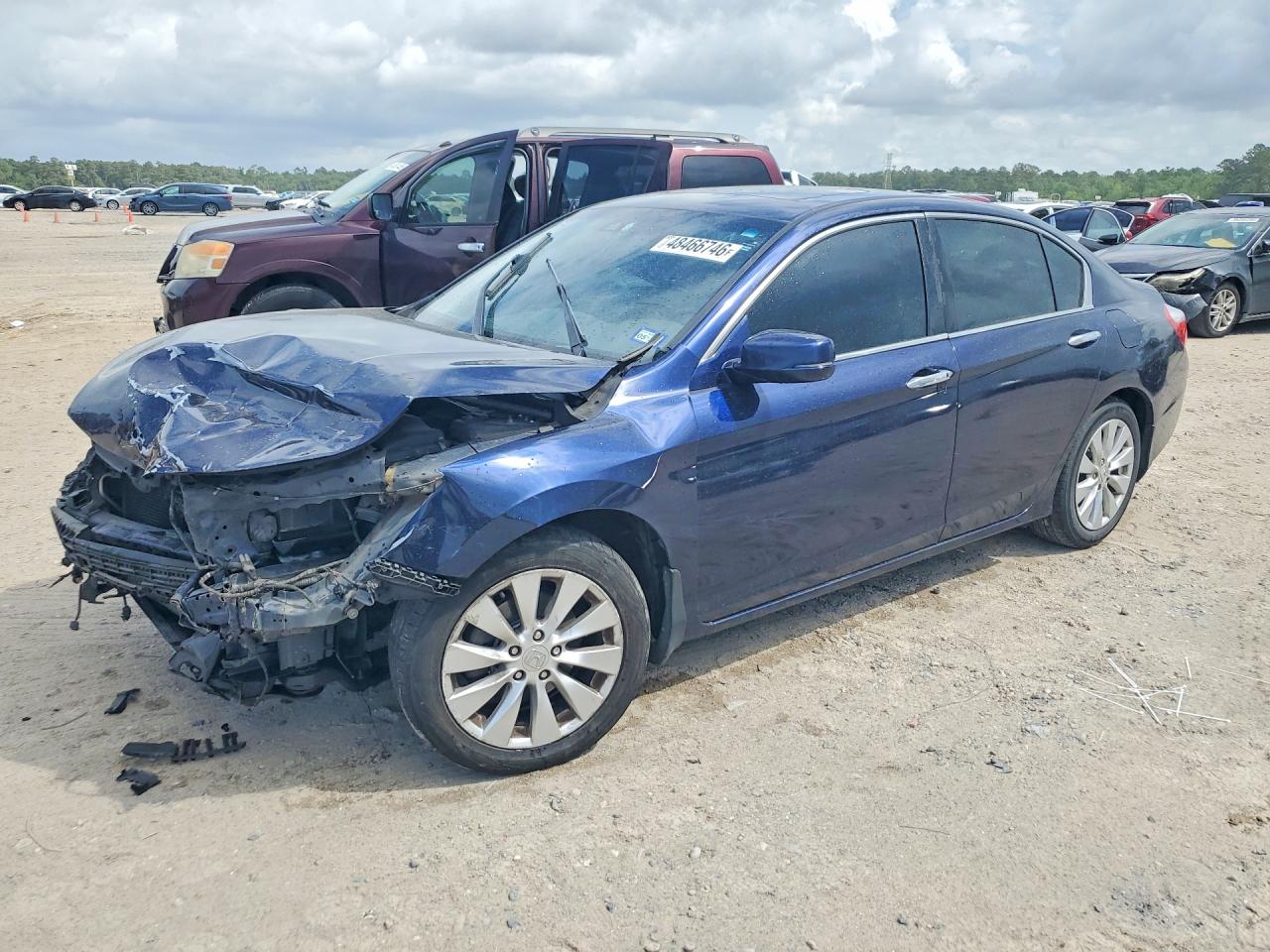 Salvage Honda Accord Image