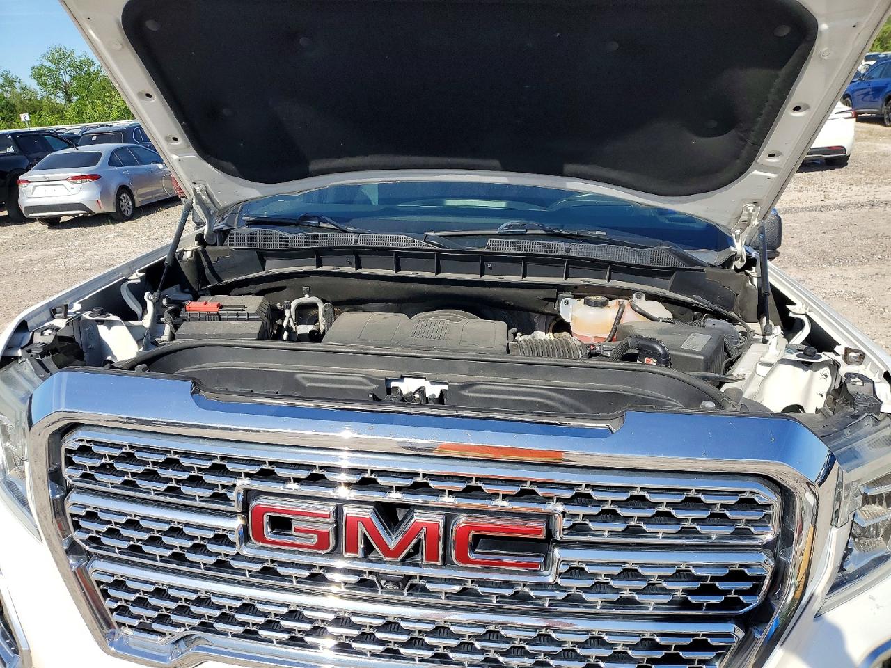 GMC Sierra K1500 Denali